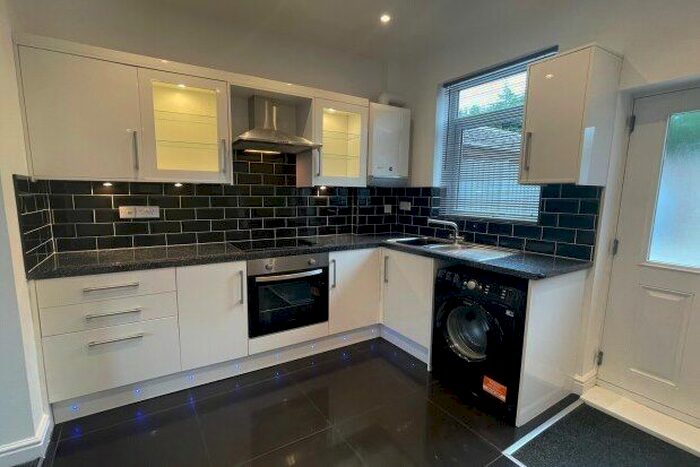 2 Bedroom Terraced House To Rent In Hardwick Road, Pontefract, WF7