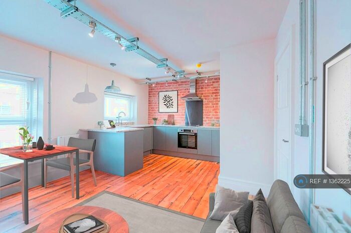 1 Bedroom Flat To Rent In Bridge Street, Newport, NP20