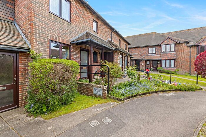 1 Bedroom Flat For Sale In Storrington, Pulborough, RH20