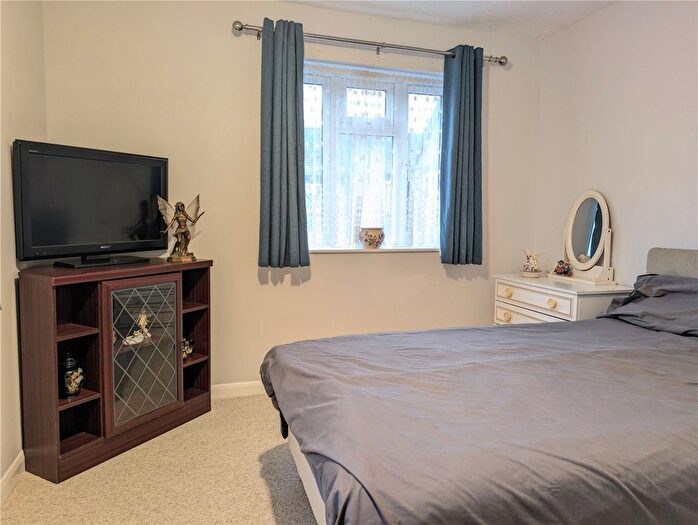 2 Bedroom Bungalow For Sale In Badger Court, Loughborough, Leicestershire, LE11