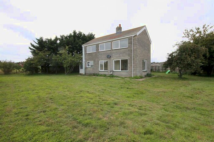 4 Bedroom Property To Rent In Copse Lane, Freshwater, PO40