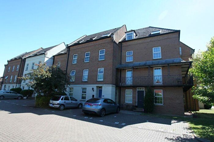 2 Bedroom Apartment To Rent In Victoria Place, Banbury, Oxon, OX16