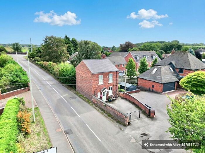 3 Bedroom Detached House For Sale In Eccleshall Road, Great Bridgeford, ST18