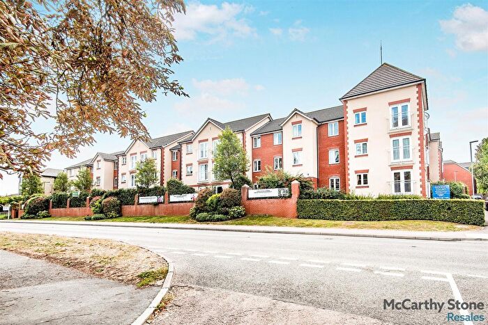 1 Bedroom Flat For Sale In Goodes Court, Royston, Herts, SG8