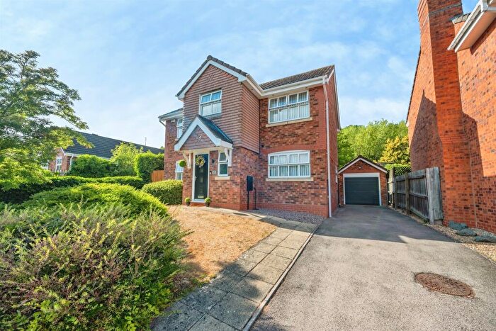 4 Bedroom Detached House For Sale In Fernwood Close, Redditch, B98