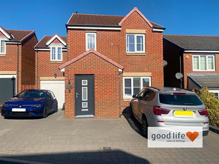 4 Bedroom Detached House For Sale In Garesfield, Ryhope, Sunderland, SR2
