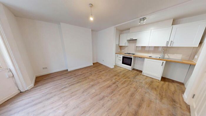 2 Bedroom Flat To Rent In Paston Place, Brighton, BN2