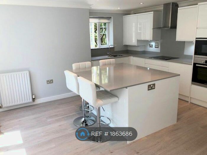 1 Bedroom Flat To Rent In The Landing, Radlett, WD7
