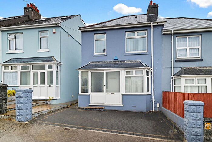 3 Bedroom Semi Detached House For Sale In Birchfield Avenue, Beacon Park, Plymouth, PL2