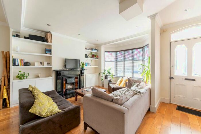 4 Bedroom Property To Rent In Telford Avenue, Telford Park, London, SW2