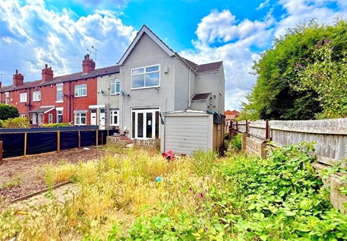 2 Bedroom End Terrace House For Sale In Grove Avenue, Hemsworth, Pontefract, WF9