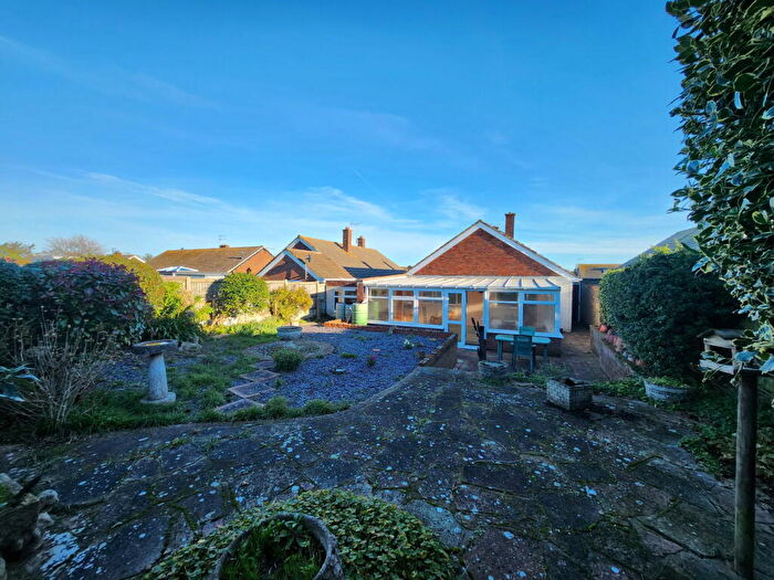 2 Bedroom Detached Bungalow For Sale In Langdale Avenue, Ramsgate, CT11