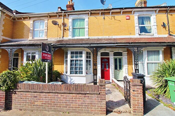 3 Bedroom Terraced House For Sale In Laburnum Grove, North End, PO2
