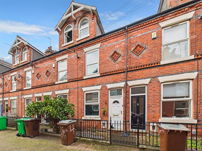 3 Bedroom Terraced House To Rent In Harcourt Terrace, Nottingham, NG3