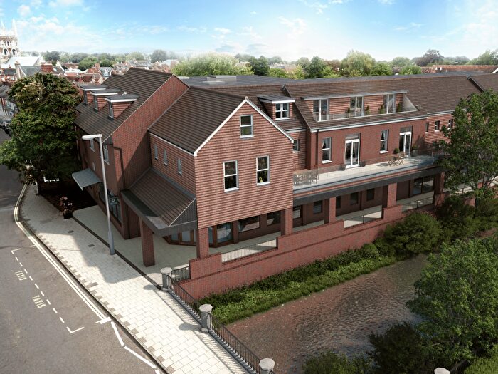 2 Bedroom Flat To Rent In Eastbrook Row, Crownmead, Wimborne, BH21