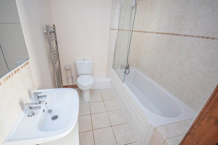 2 Bedroom Flat To Rent In Commerce Street, Montrose, Angus, DD10