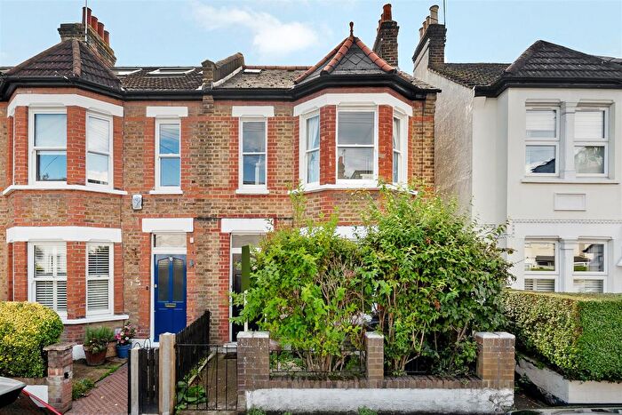 3 Bedroom End Of Terrace House For Sale In Sydney Road, Raynes Park, SW20