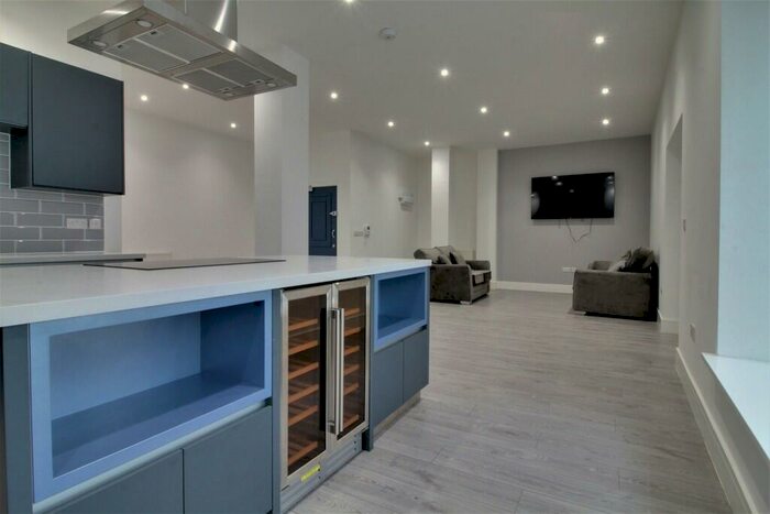 3 Bedroom Apartment To Rent In Bank Corner, - Great Hampton Street, Jewellery Quarter, B18
