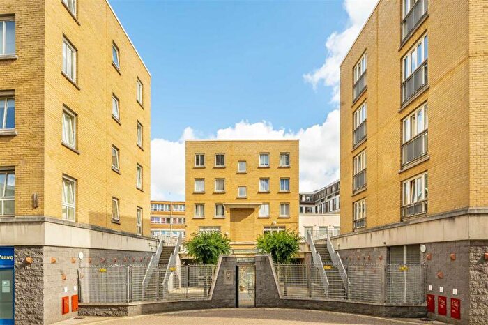 1 Bedroom Flat For Sale In Coke Street, Aldgate East, E1