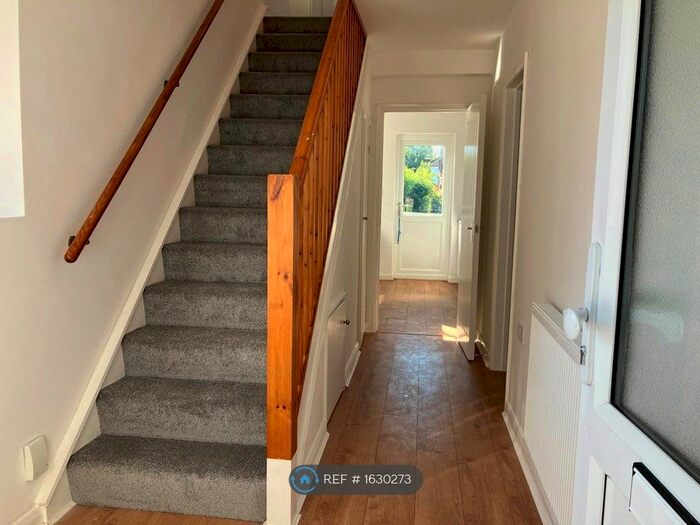 3 Bedroom Semi-Detached House To Rent In Tubbenden Lane, Orpington, BR6