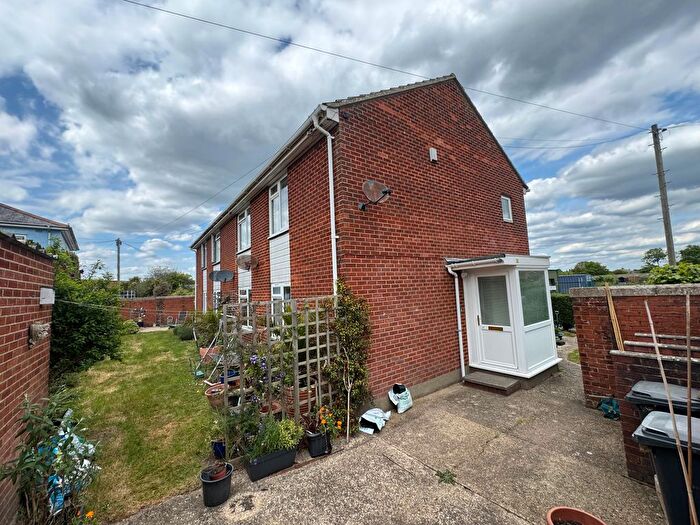 1 Bedroom Property For Sale In C Lingdale Road, Bournemouth, Dorset, BH6