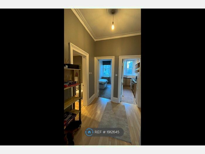 2 Bedroom Flat To Rent In Oban Drive, Glasgow, G20