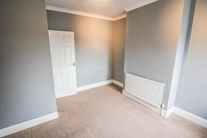 3 Bedroom Flat To Rent In Southend Road, BS23