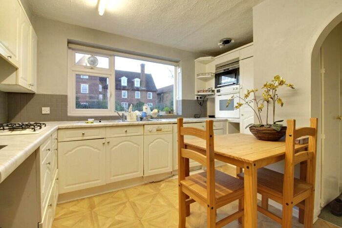 2 Bedroom Apartment To Rent In Whetstone Close, Farquhar Road, Edgbaston, B15