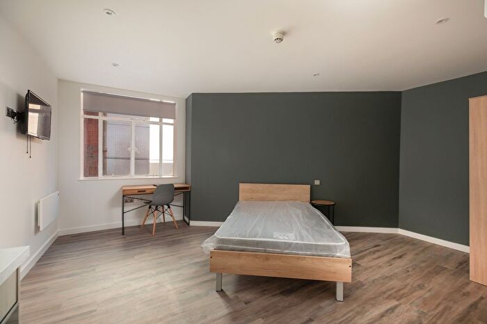 1 Bedroom Studio To Rent In College Green, Bristol, BS1