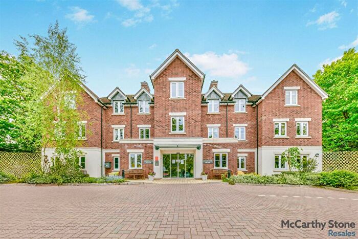 1 Bedroom Apartment For Sale In Constance Place, London Road, Knebworth, SG3
