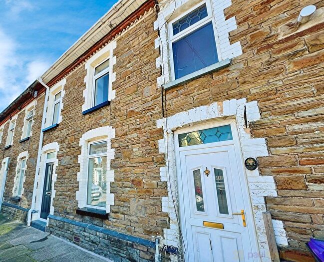 4 Bedroom Property To Rent In Broad Street, Griffithstown, Pontypool, NP4