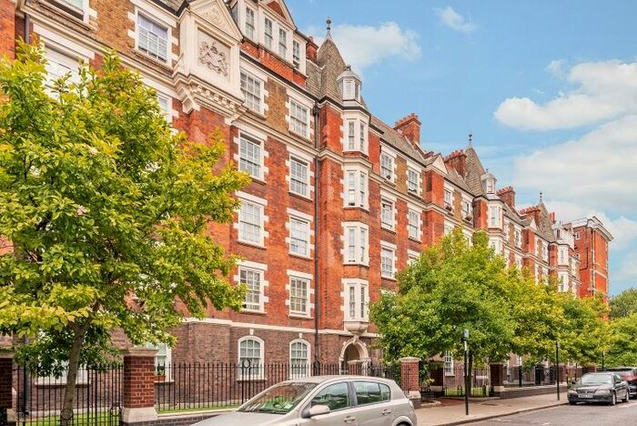 2 Bedroom Flat To Rent In Scott Ellis Gardens, London, NW8