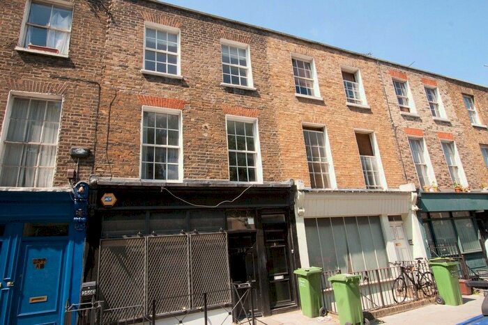 1 Bedroom Flat To Rent In Royal College Street, London, NW1