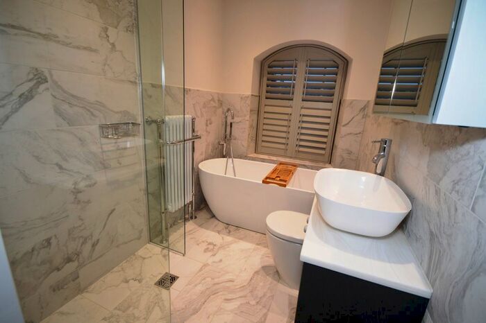 1 Bedroom Flat To Rent In Queen Street, Cirencester GL7