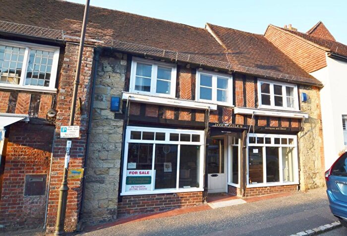 1 Bedroom Terraced House For Sale In Petworth West Sussex, GU28