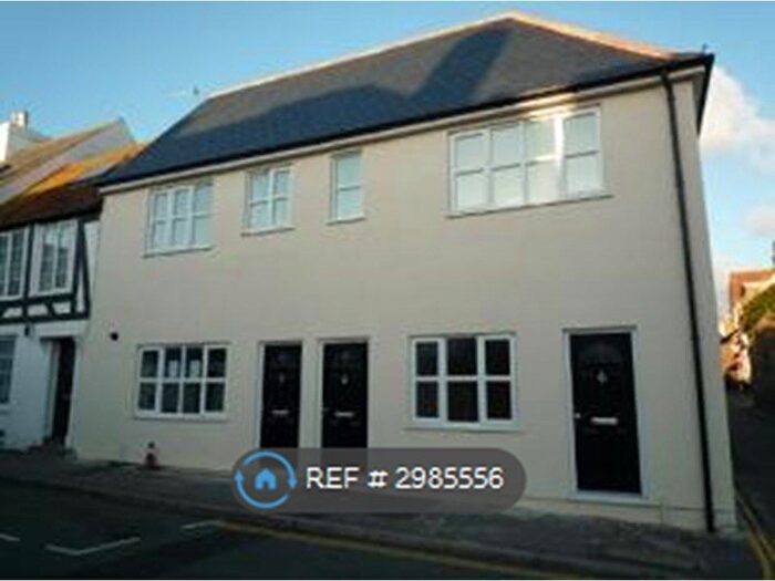 1 Bedroom Flat To Rent In South Street, Seaford, BN25