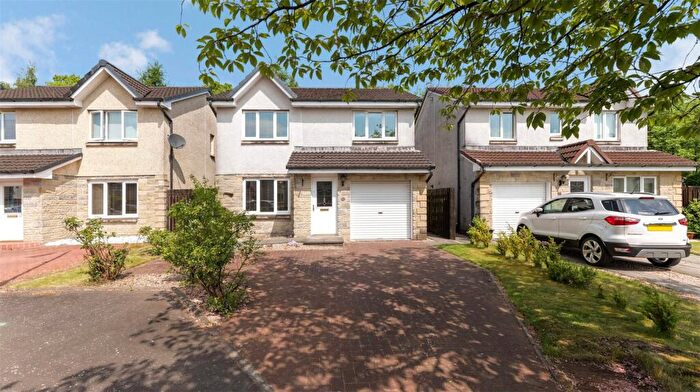 3 Bedroom Detached House For Sale In Moubray Gardens, Cambus, Alloa, Clackmannanshire, FK10