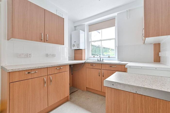 1 Bedroom Flat For Sale In Manley Street, Primrose Hill, London, NW1