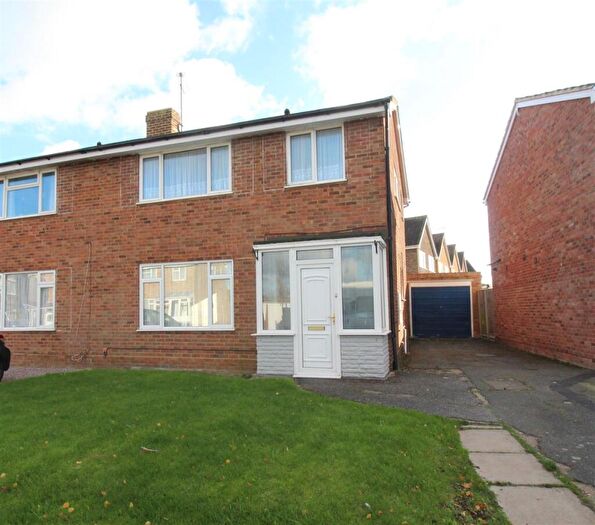 3 Bedroom Semi-Detached House To Rent In Hillcroft Road, Herne Bay, CT6