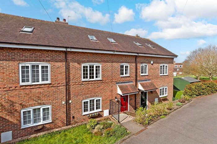 3 Bedroom Terraced House For Sale In Charlton Lane, West Farleigh, Maidstone, Kent, ME15