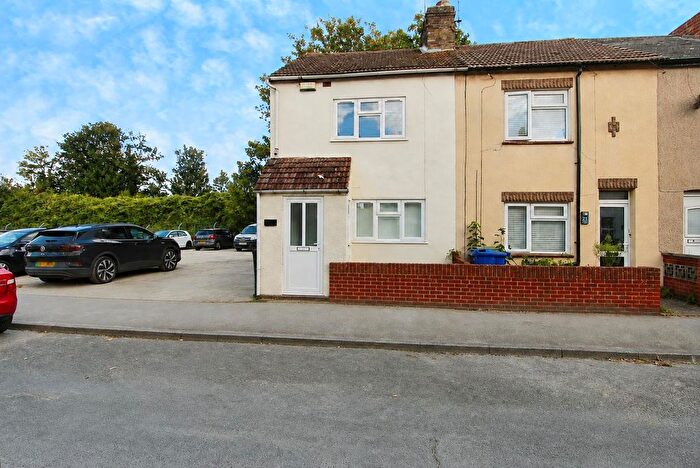 2 Bedroom Property For Sale In Shortlands Road, Sittingbourne, ME10