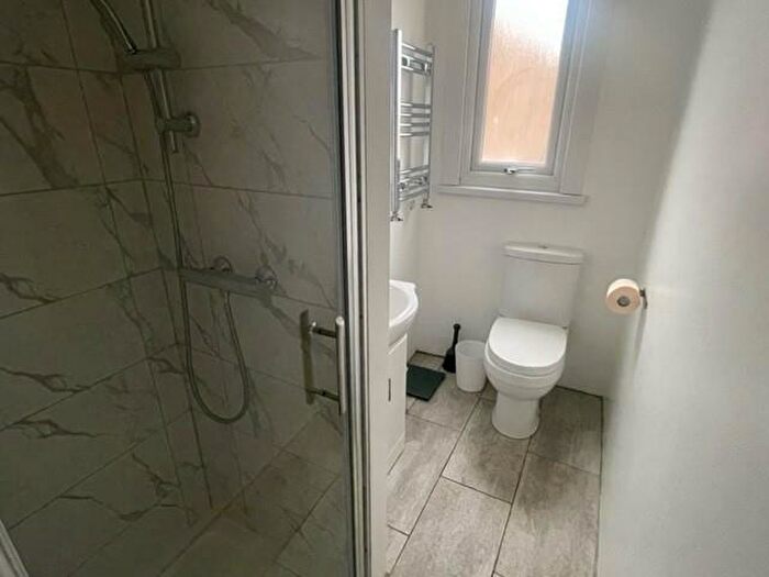 1 Bedroom Flat To Rent In Northumberland Park, Tottenham, N17