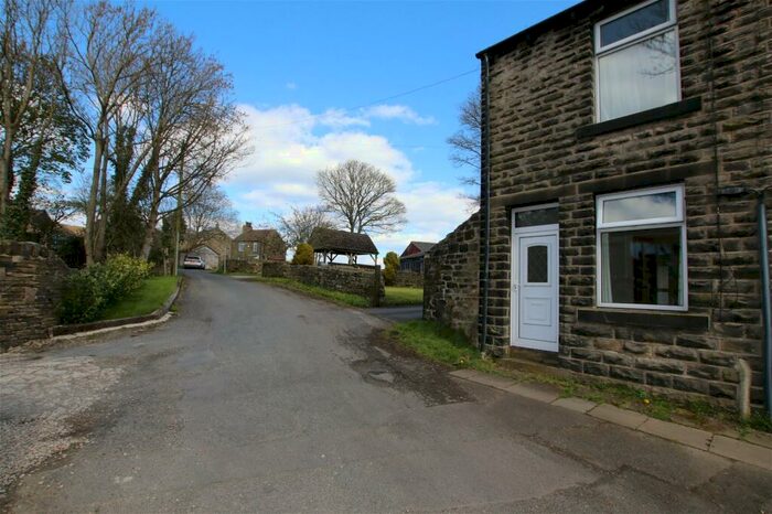 2 Bedroom Semi-Detached House For Sale In Millhouse Lane, Millhouse Green, S36