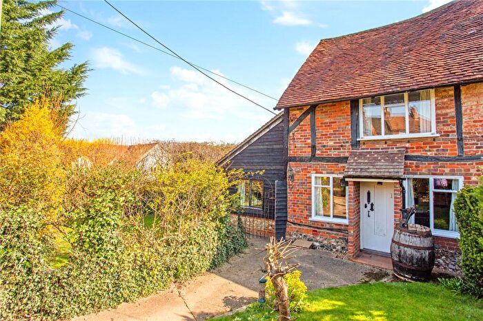 3 Bedroom Semi-Detached House For Sale In The Hill, Amersham, HP7