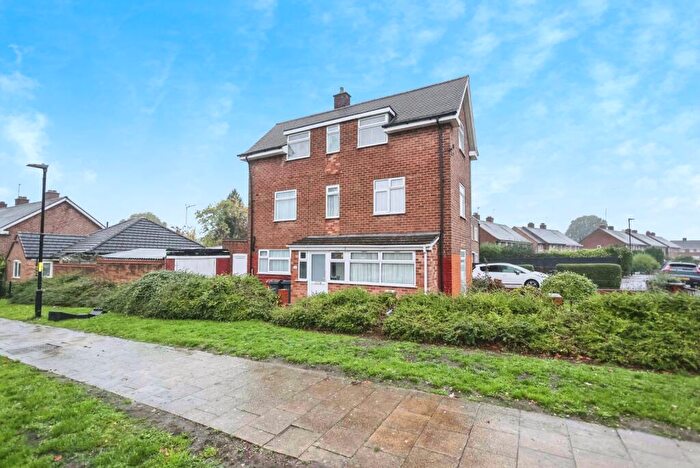 4 Bedroom Detached House For Sale In Bryndale Avenue, Birmingham, West Midlands, B14