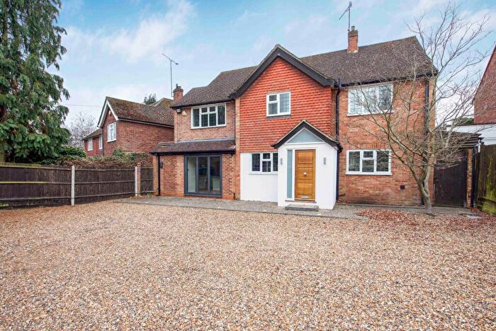 5 Bedroom Detached House To Rent In Brooklands Road, Weybridge, KT13