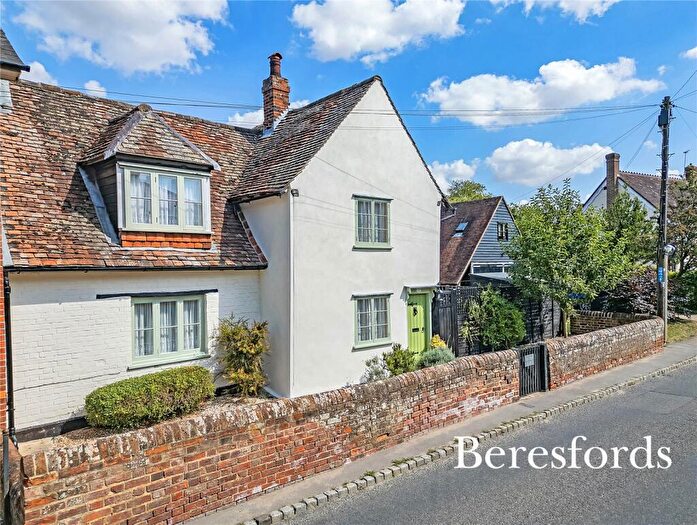 2 Bedroom Semi-Detached House For Sale In The Street, High Easter, CM1