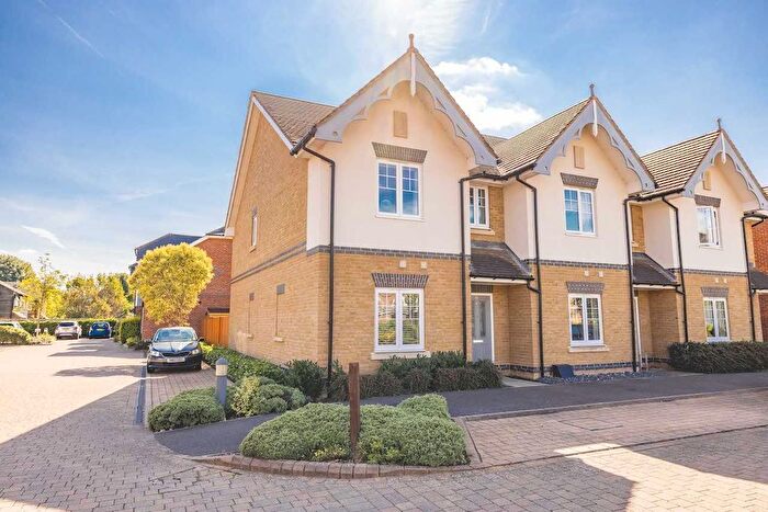 3 Bedroom Terraced House For Sale In Simpson Close, Maidenhead, SL6