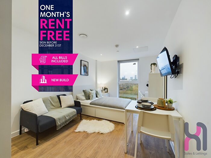 Apartment To Rent In Frederick Road, Manchester, Greater Manchester, M6