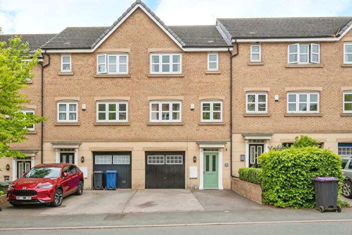 4 Bedroom Town House For Sale In Pilgrims Approach, Gainsborough, DN21